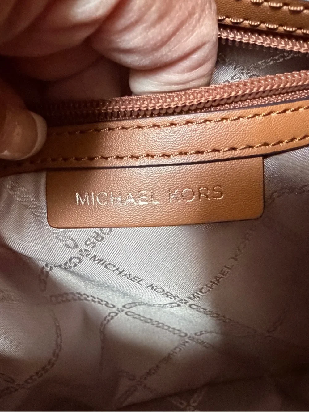 Michael Kors Cream Monogram Tote with Tan Leather Straps - Picture 4 of 14